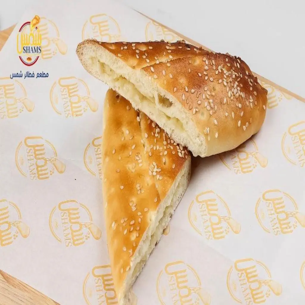 فطيرة جبن قشقوان عسل